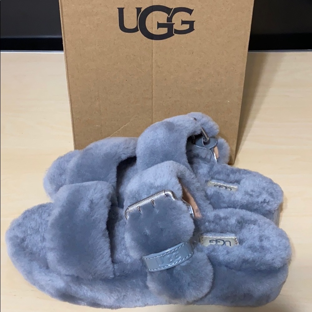 Last Pair!!!! Women’s Ugg Fuzz Yeah Size 6 NWT - Picture 2 of 8